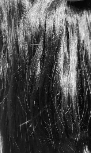 Musta, suora mohair